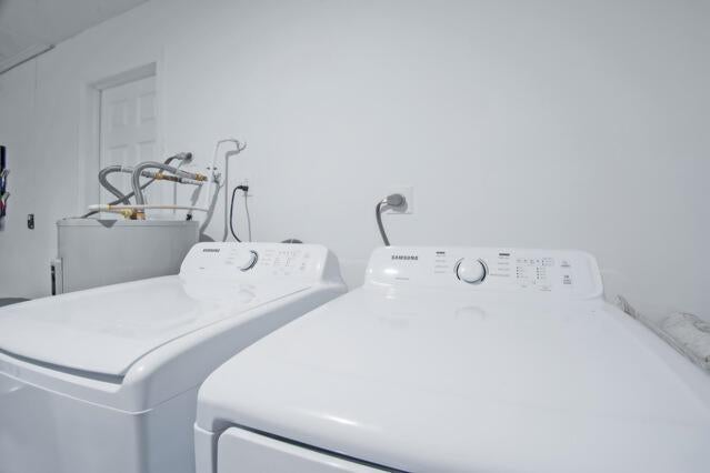 West Palm Beach, Florida, 33407, United States, 4 Bedrooms Bedrooms, ,2 BathroomsBathrooms,Residential,For Sale,1978414