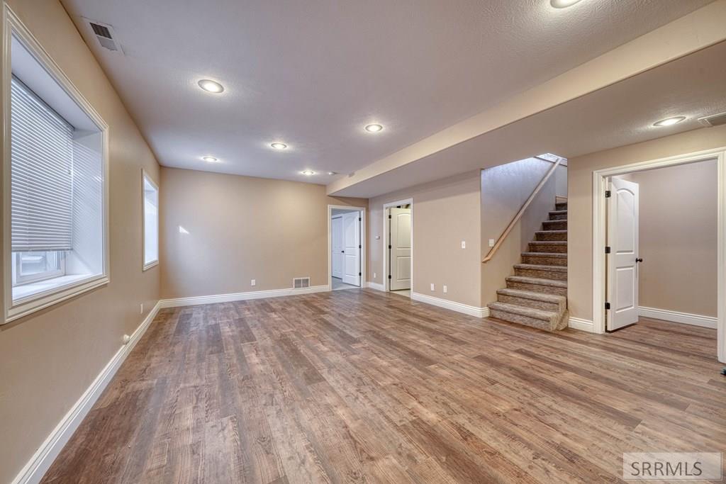 IDAHO FALLS, Idaho, 83401, United States, 6 Bedrooms Bedrooms, ,3 BathroomsBathrooms,Residential,For Sale,2006339