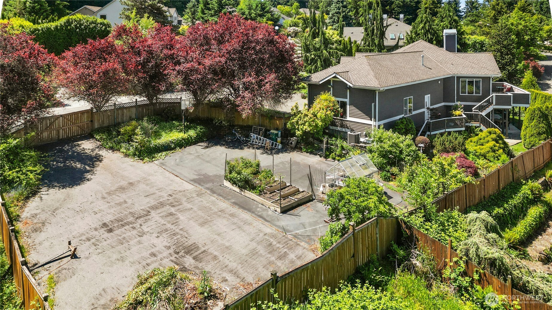 Newcastle, Washington, 98056, United States, 3 Bedrooms Bedrooms, ,3 BathroomsBathrooms,Residential,For Sale,1839033