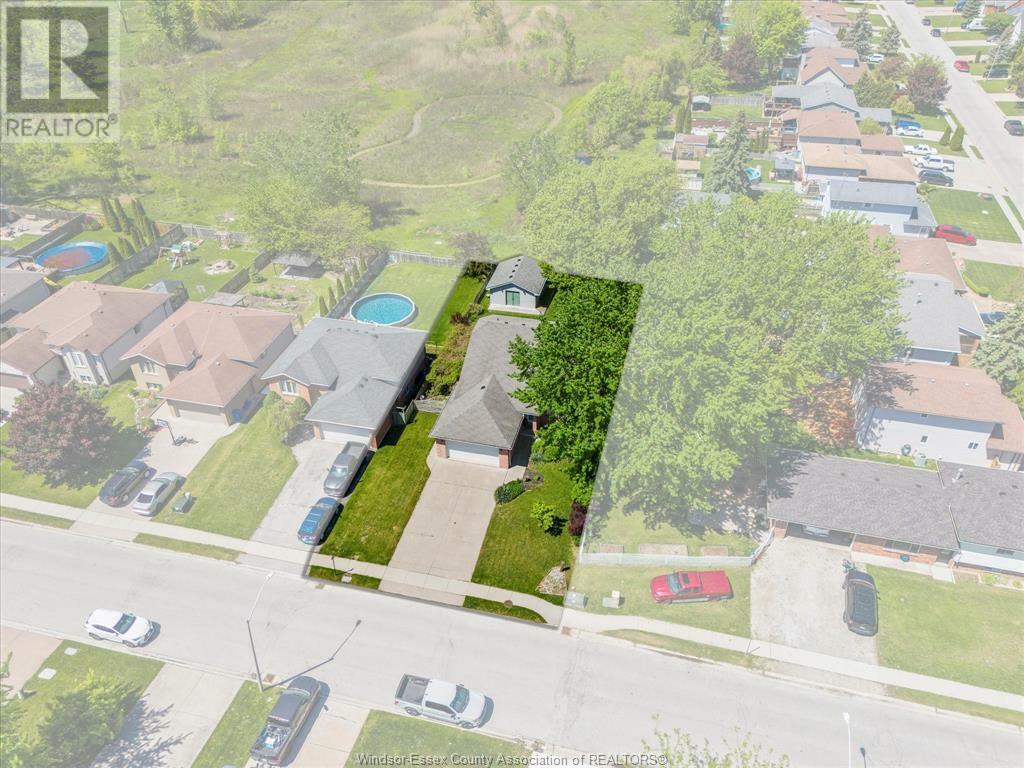BELLE RIVER, Ontario, N8L 0N2, CA, 3 Bedrooms Bedrooms, ,3 BathroomsBathrooms,Residential,For Sale,1838821