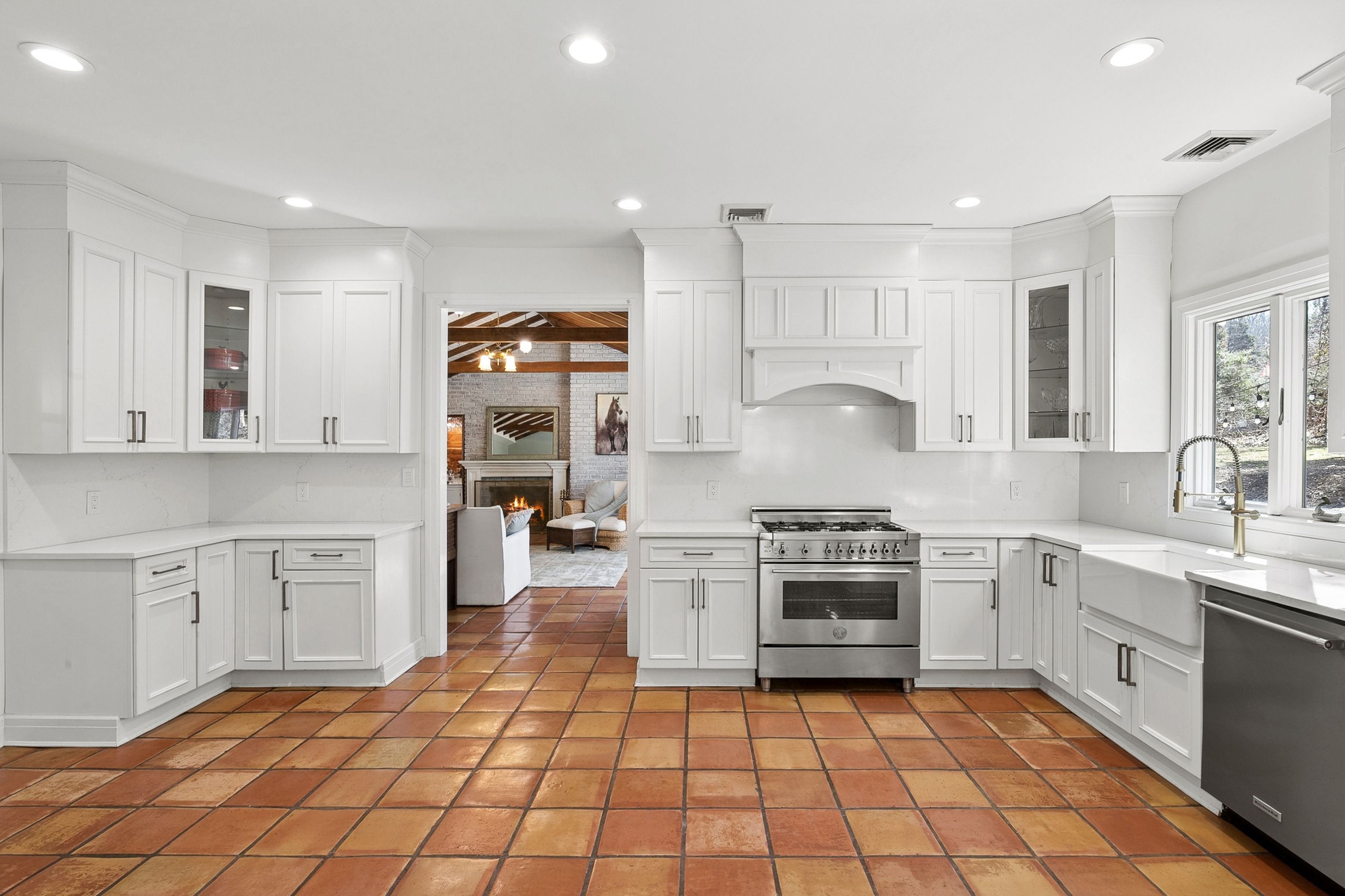  85 Cove Road, Oyster Bay Cove, NY, 11771 - 物件實景