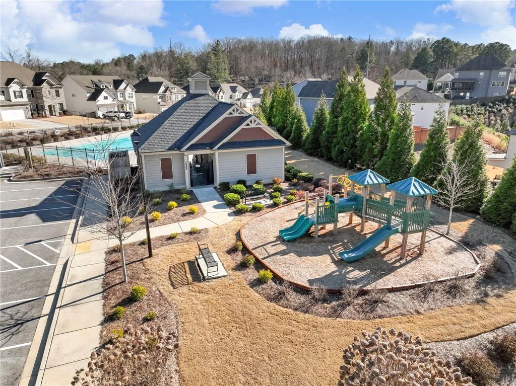 Cumming, Georgia, 30028, United States, 5 Bedrooms Bedrooms, ,4 BathroomsBathrooms,Residential,For Sale,2010449