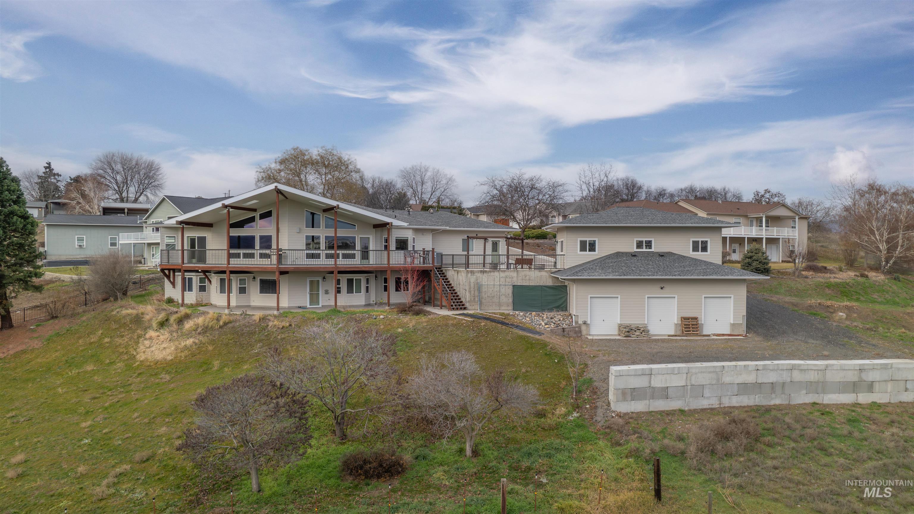 1993 & 1971 10th Ave, Clarkston, Washington, 99403, United States, 5 Bedrooms Bedrooms, ,Residential,For Sale,1993 & 1971 10th Ave,1616374