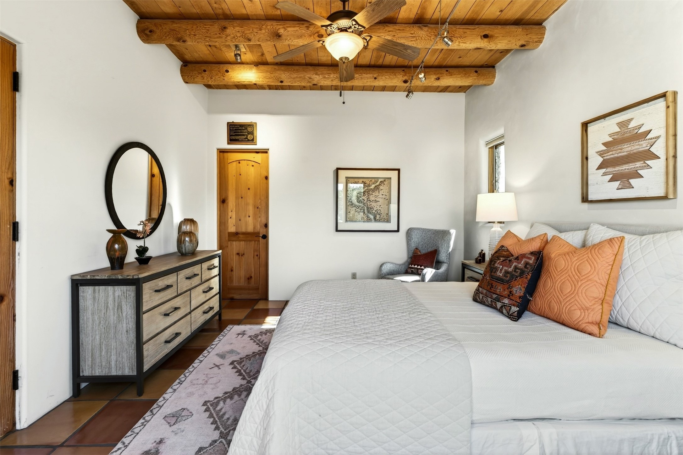  8 Ridgetop Circle - 物件實景