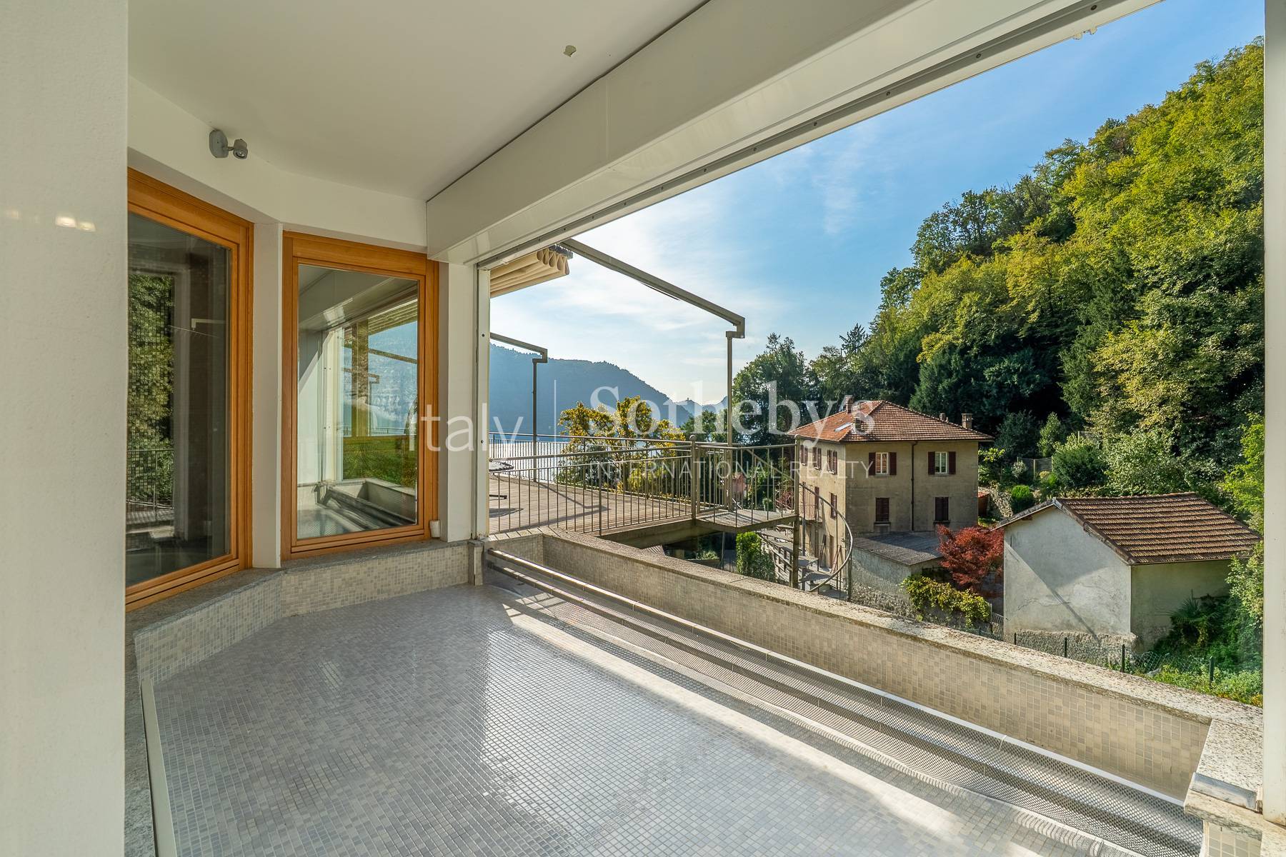  Contemporary Apartment with Breathtaking Lake View - 物件實景