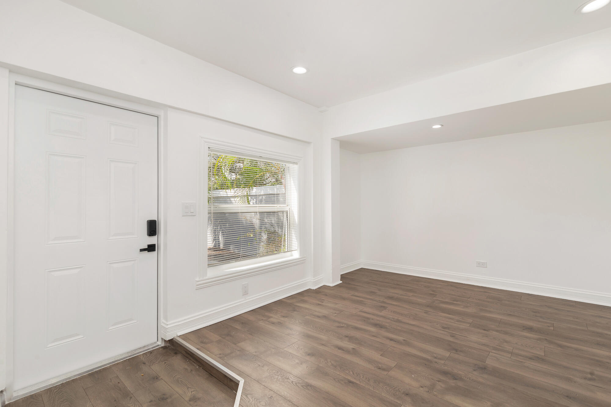 West Palm Beach, Florida, 33407, United States, 5 Bedrooms Bedrooms, ,5 BathroomsBathrooms,Residential,For Sale,1994900