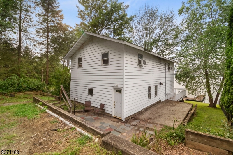 Mount Arlington Boro, New Jersey, 07856, United States, 2 Bedrooms Bedrooms, ,2 BathroomsBathrooms,Residential,For Sale,1912624