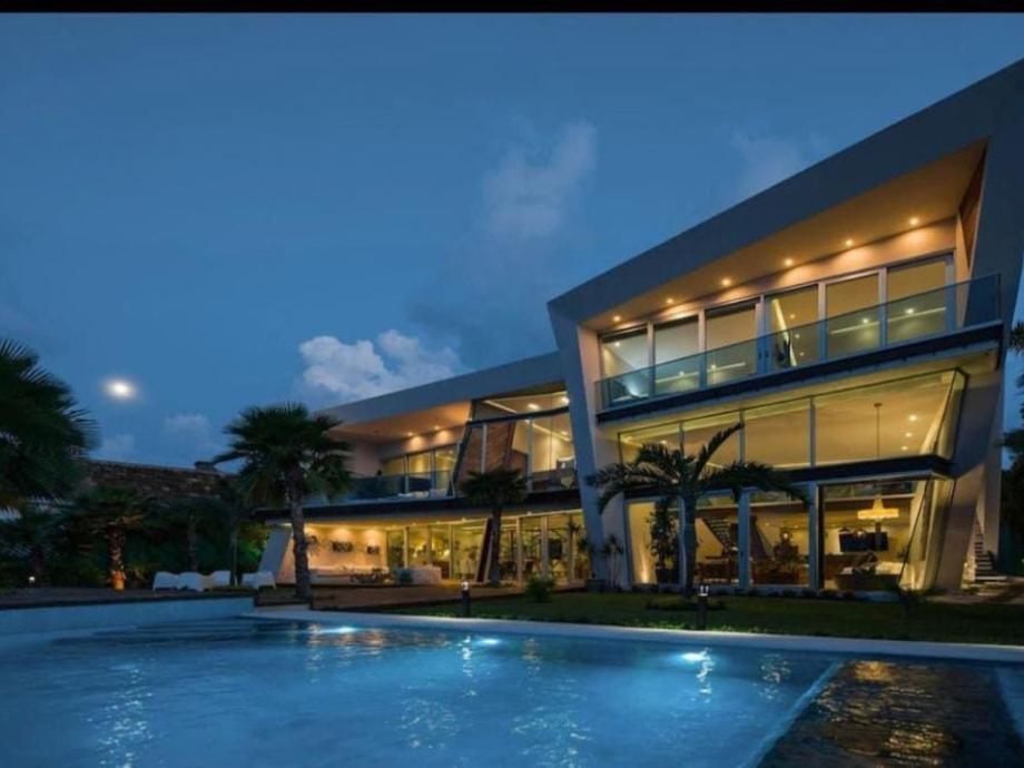 Benito Juárez, Quintana Roo, 77500, Mexico, 5 Bedrooms Bedrooms, ,6 BathroomsBathrooms,Residential,For Sale,1804631