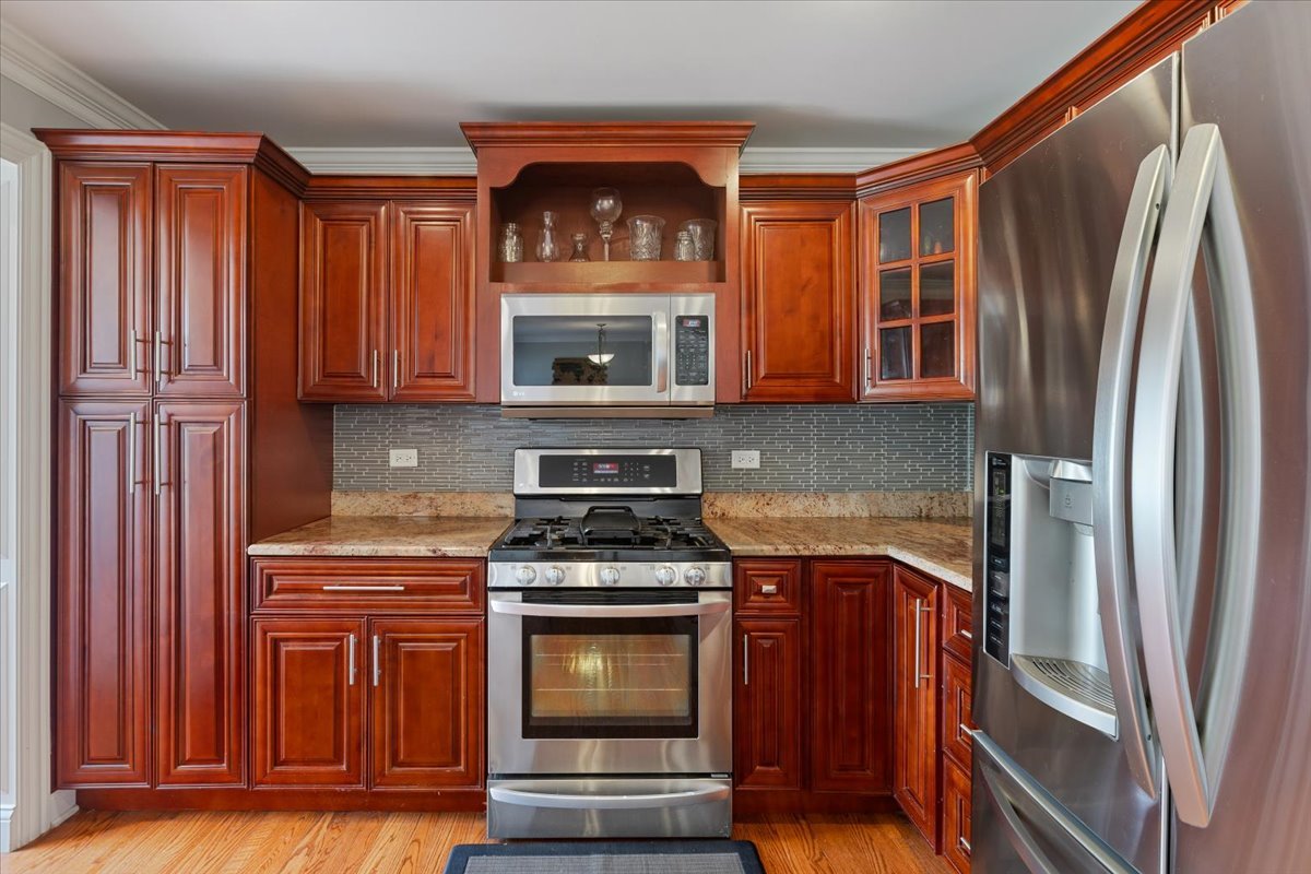 Lombard, Illinois, 60148, United States, 4 Bedrooms Bedrooms, ,4 BathroomsBathrooms,Residential,For Sale,1900568