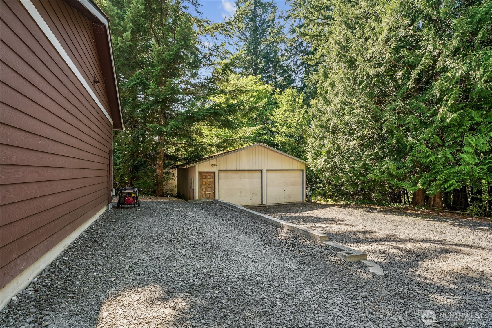 Seabeck, Washington, 98380, United States, 4 Bedrooms Bedrooms, ,3 BathroomsBathrooms,Residential,For Sale,1907301