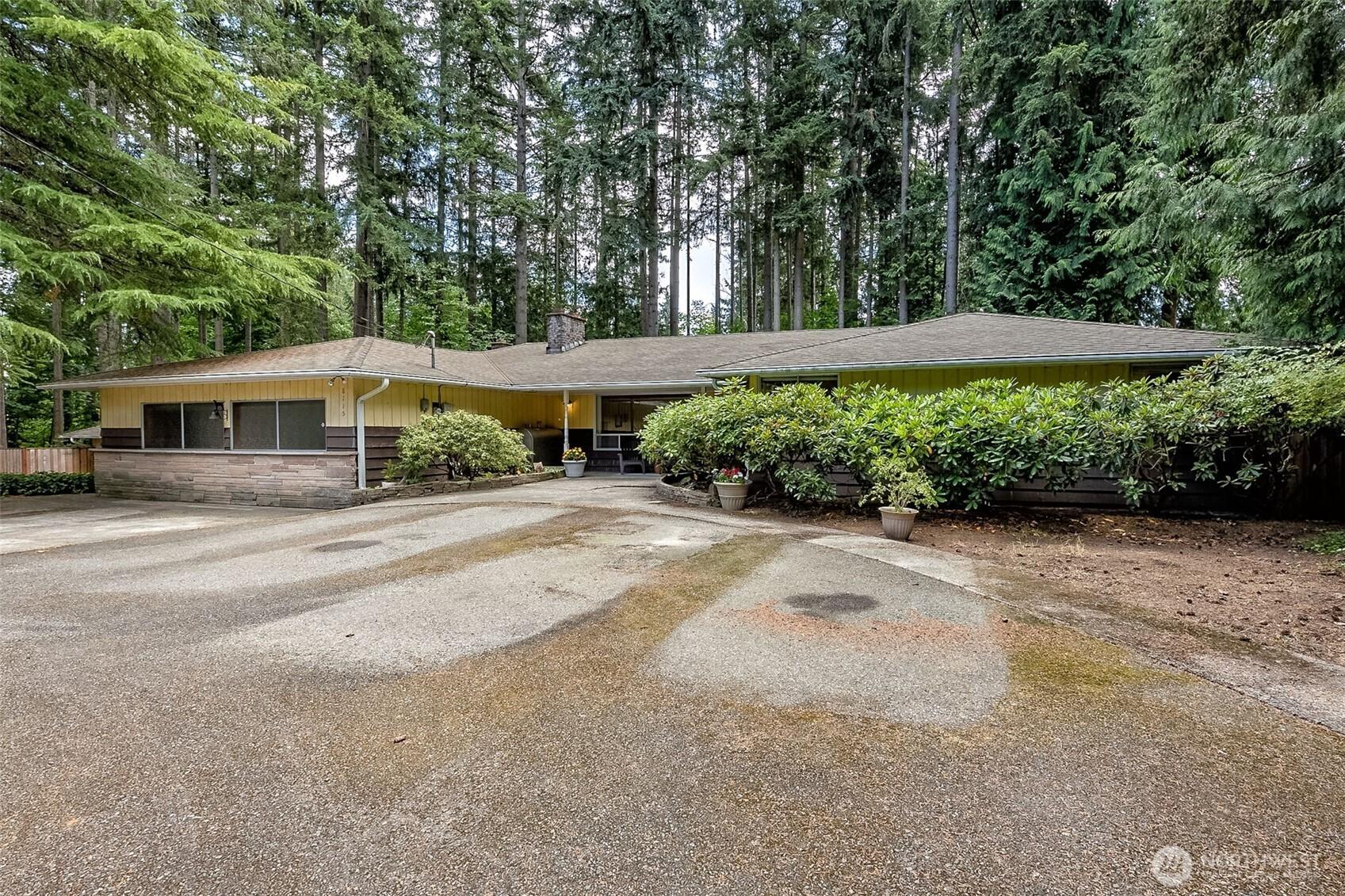 TACOMA, Washington, 98443, United States, 4 Bedrooms Bedrooms, ,3 BathroomsBathrooms,Residential,For Sale,1896165