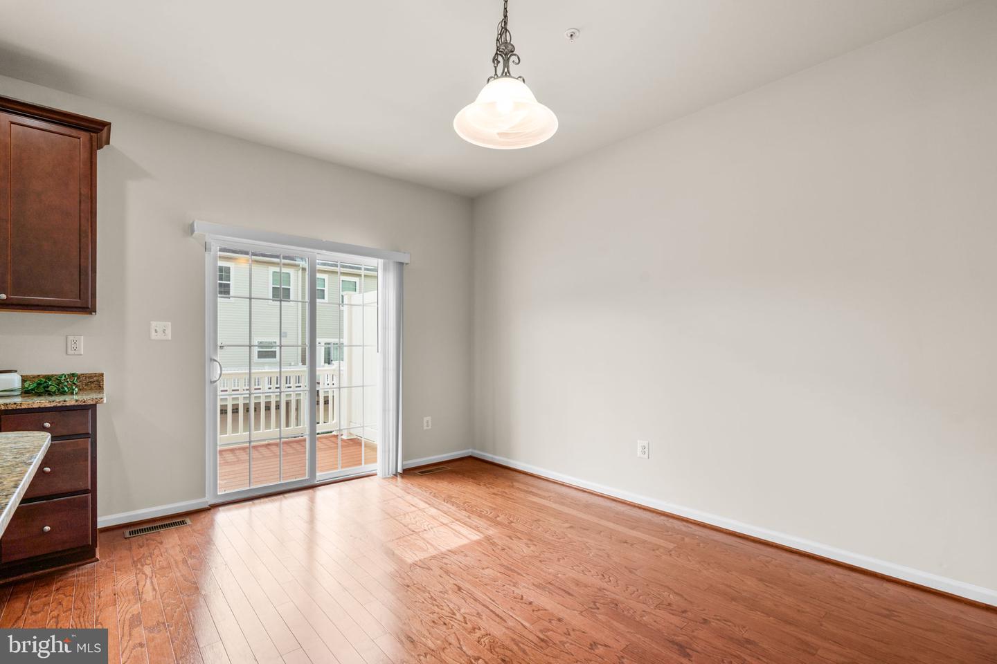 Elkridge, Maryland, 21075, United States, 4 Bedrooms Bedrooms, ,4 BathroomsBathrooms,Residential,For Sale,1940277