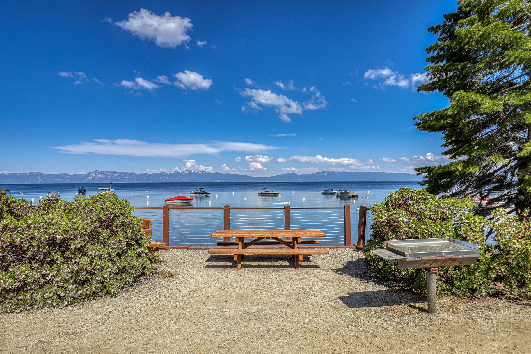  4 Bedroom Talmont Home Near Ski Areas & Private Beach at Lake Tahoe - 物件實景