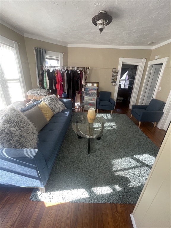 Marlborough, Massachusetts, 01752, United States, 6 Bedrooms Bedrooms, ,3 BathroomsBathrooms,Residential,For Sale,1920476