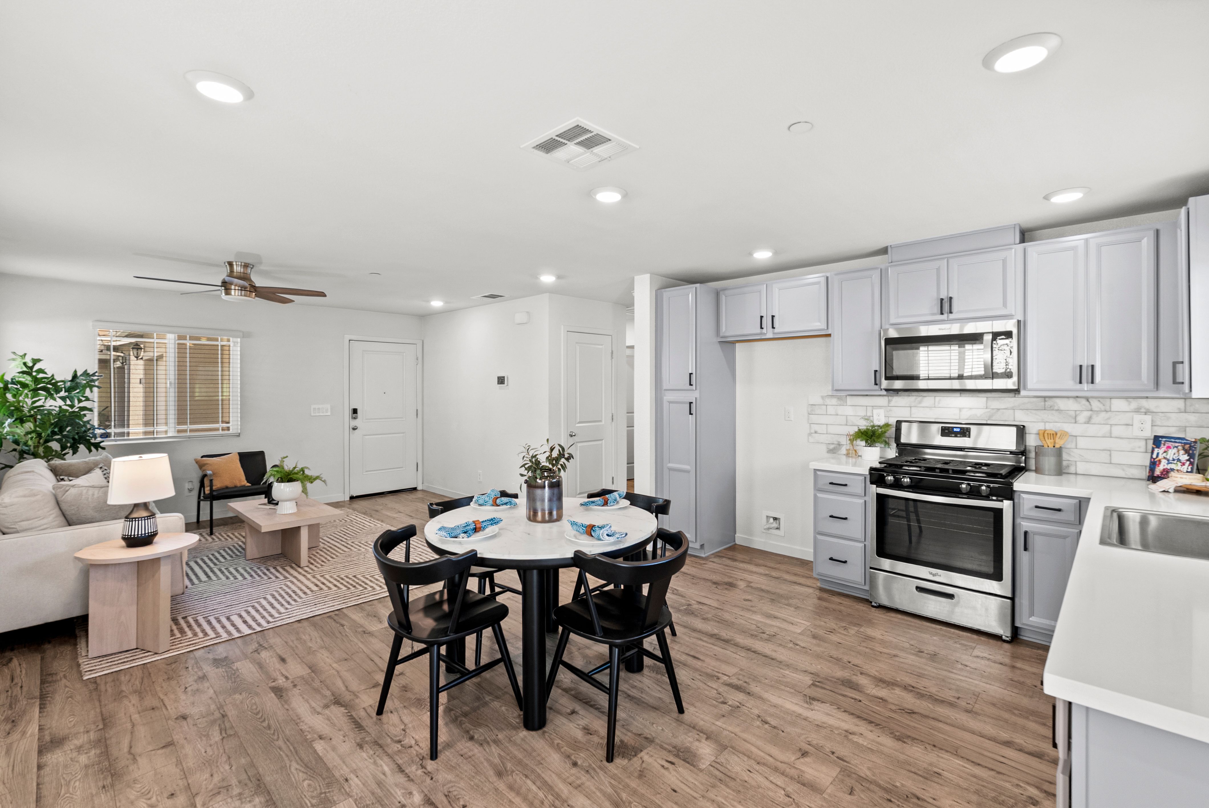  4388 Silver Cedar Lane, Sacramento, CA 95834 - 物件實景