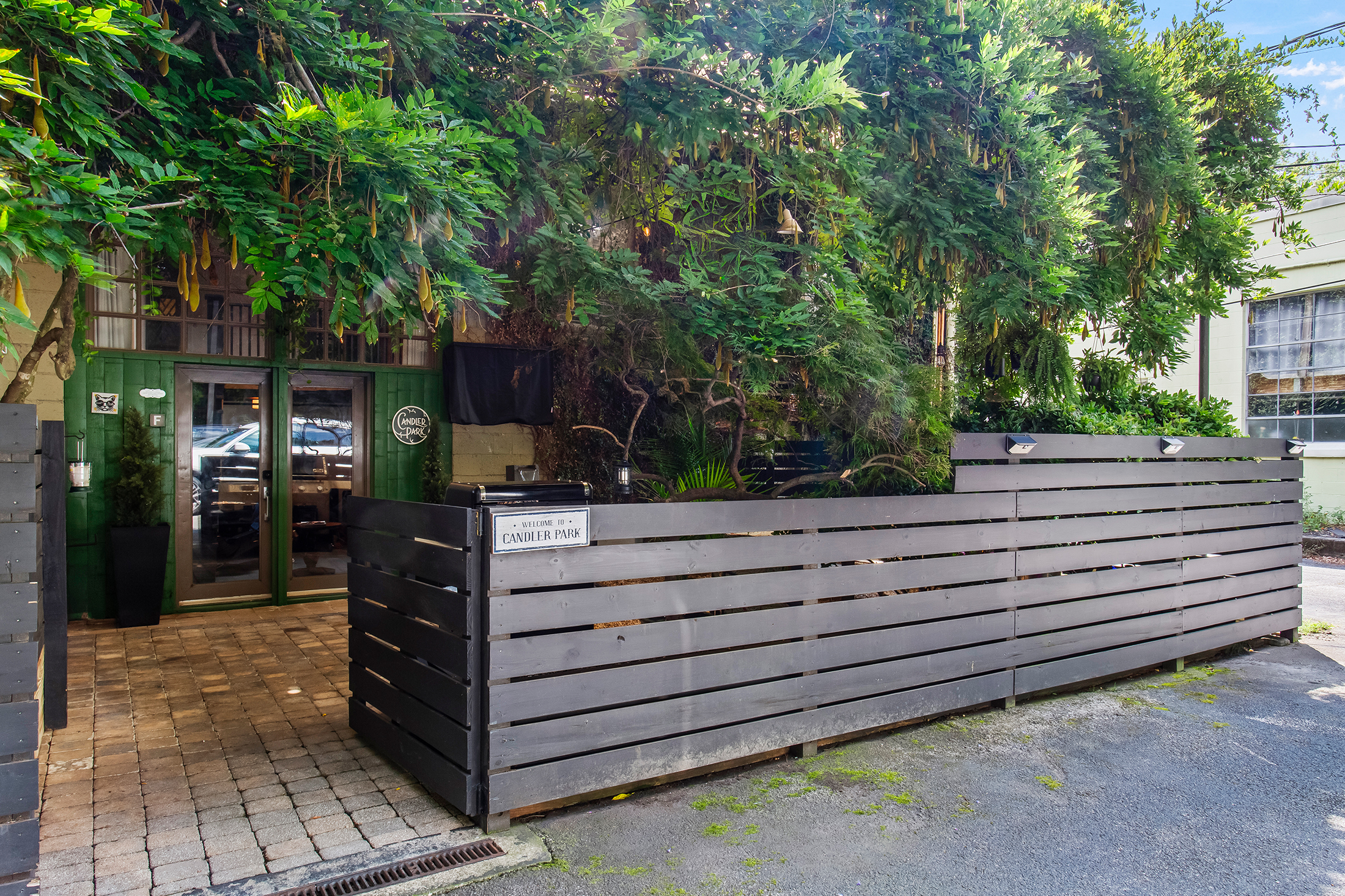  Stunning Loft Living Tucked Away in Candler Park - 物件實景