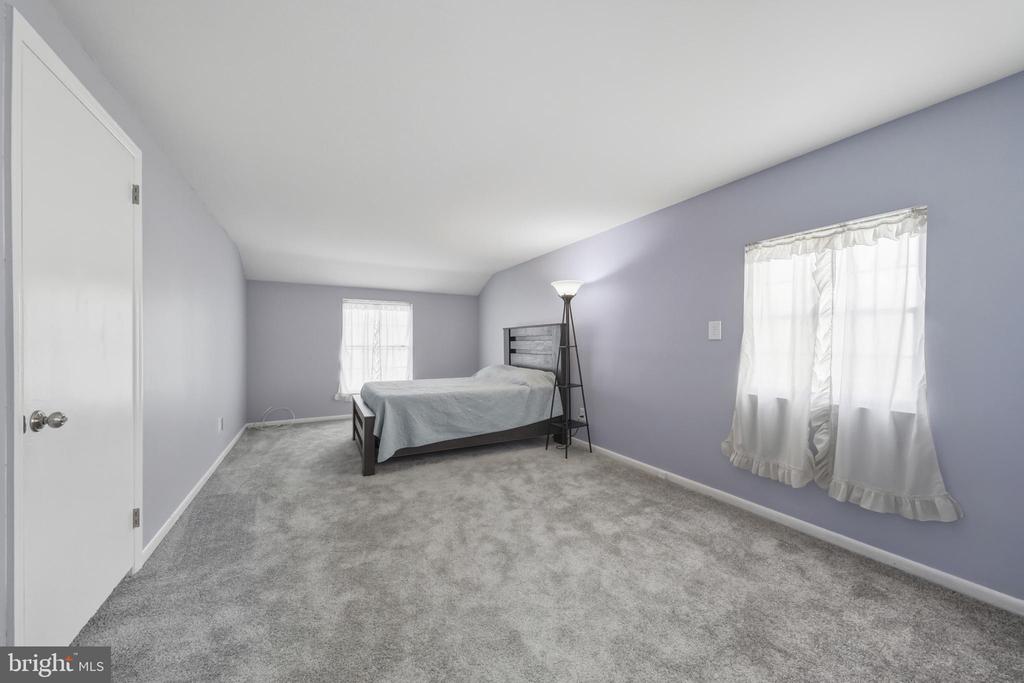 Cherry Hill, New Jersey, 08034, United States, 4 Bedrooms Bedrooms, ,4 BathroomsBathrooms,Residential,For Sale,1990479