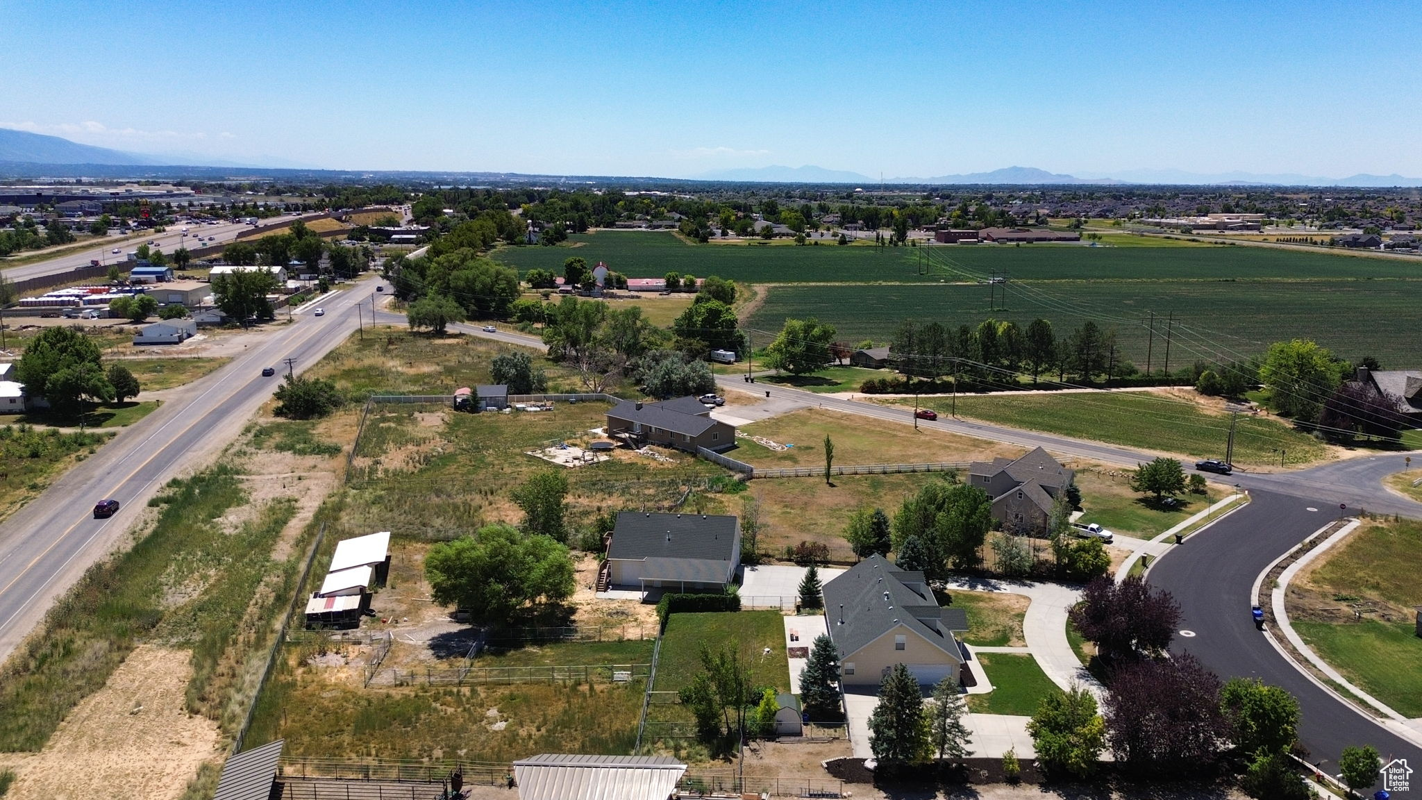 Farr West, Utah, 84404, United States, 4 Bedrooms Bedrooms, ,3 BathroomsBathrooms,Residential,For Sale,1891966