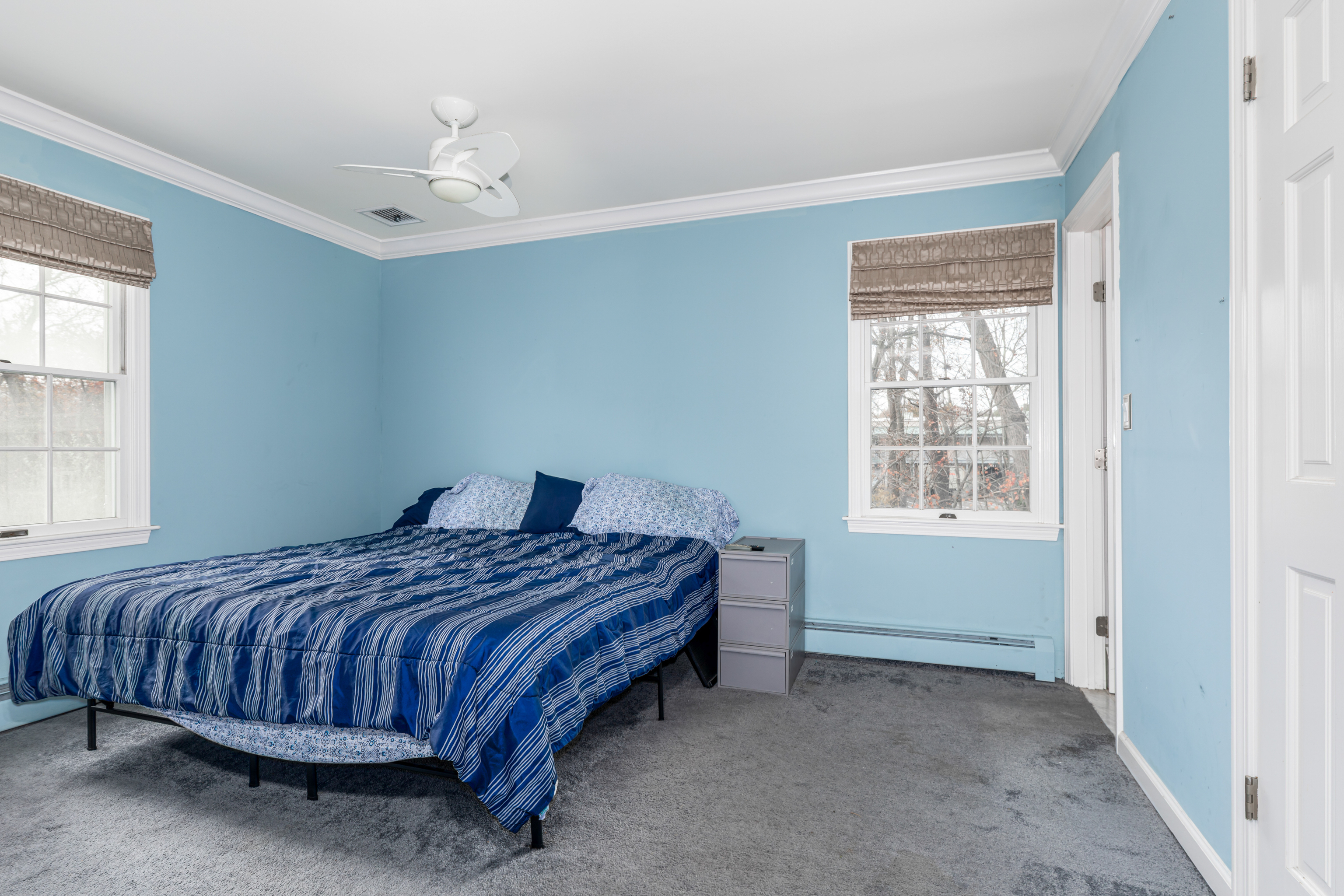 Milford, Connecticut, 06460, United States, 3 Bedrooms Bedrooms, ,3 BathroomsBathrooms,Residential,For Sale,1991692