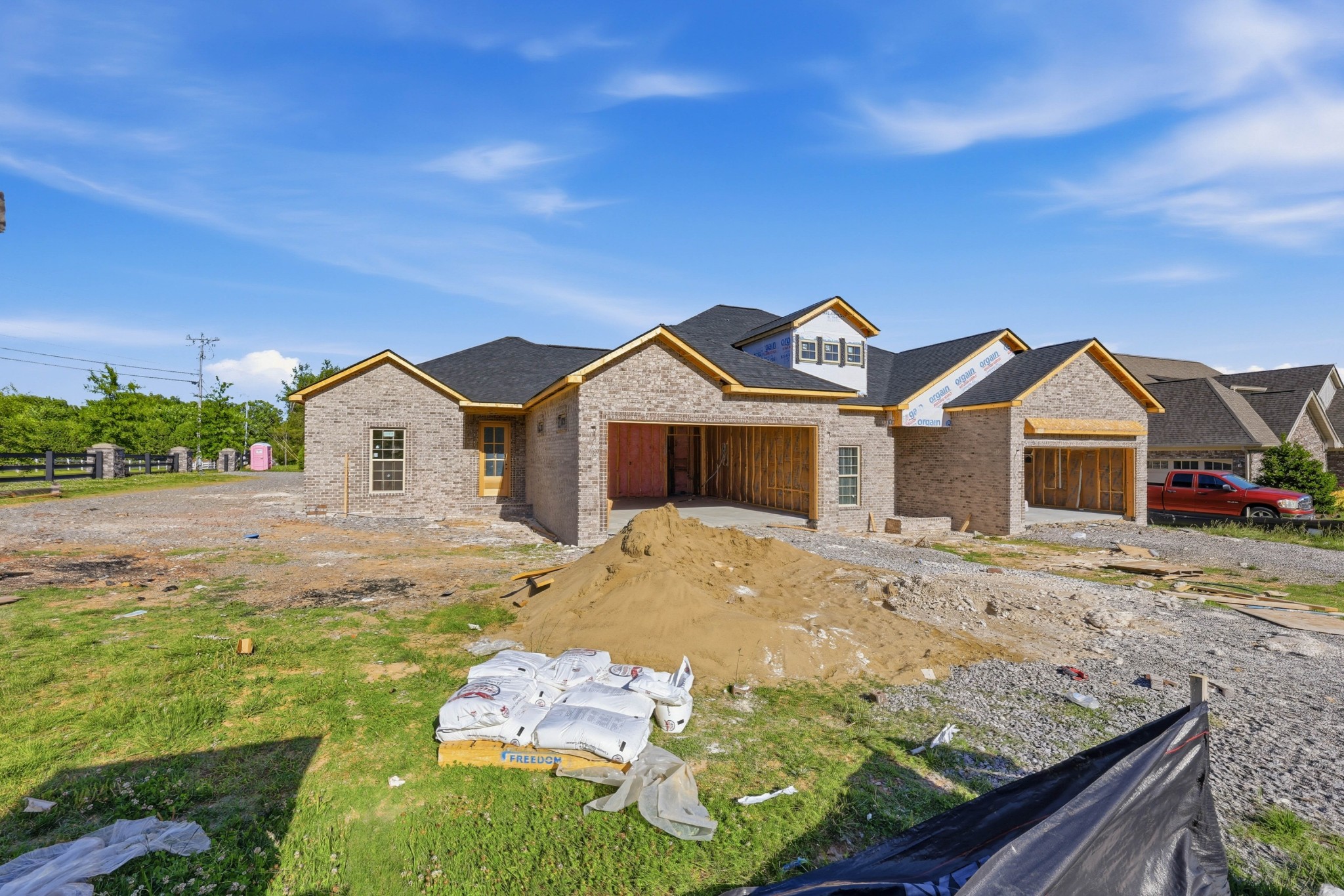Clarksville, Tennessee, 37043, United States, 3 Bedrooms Bedrooms, ,2 BathroomsBathrooms,Residential,For Sale,2034809