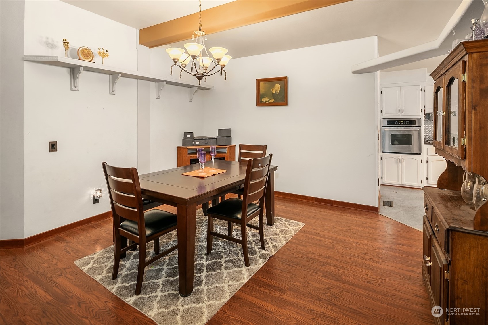 Easton, Washington, 98925, United States, 3 Bedrooms Bedrooms, ,3 BathroomsBathrooms,Residential,For Sale,1912346