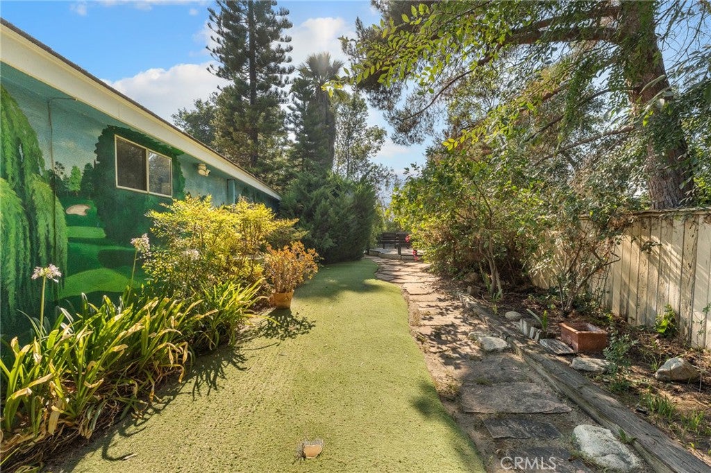 Redlands, California, 92373, United States, 4 Bedrooms Bedrooms, ,4 BathroomsBathrooms,Residential,For Sale,1995131