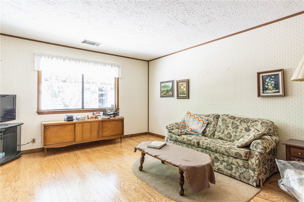 Hesperia, California, 92345, United States, 3 Bedrooms Bedrooms, ,3 BathroomsBathrooms,Residential,For Sale,1923948