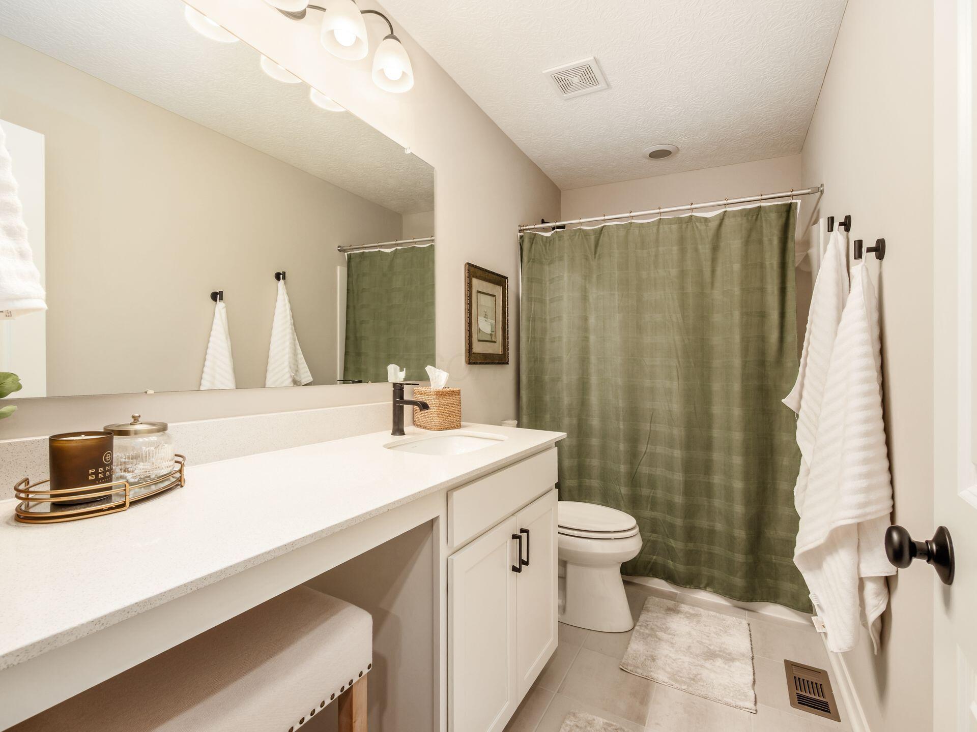 Powell, Ohio, 43065, United States, 3 Bedrooms Bedrooms, ,3 BathroomsBathrooms,Residential,For Sale,1970894