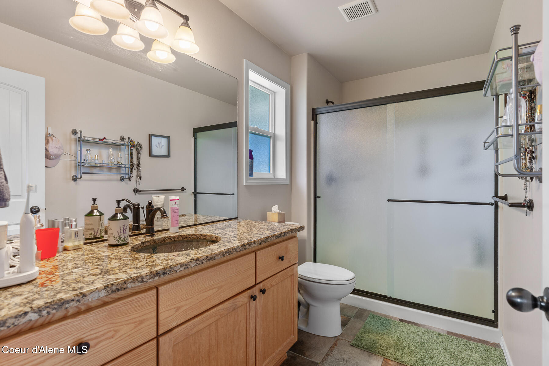 Hayden, Idaho, 83835, United States, 3 Bedrooms Bedrooms, ,2 BathroomsBathrooms,Residential,For Sale,1976202