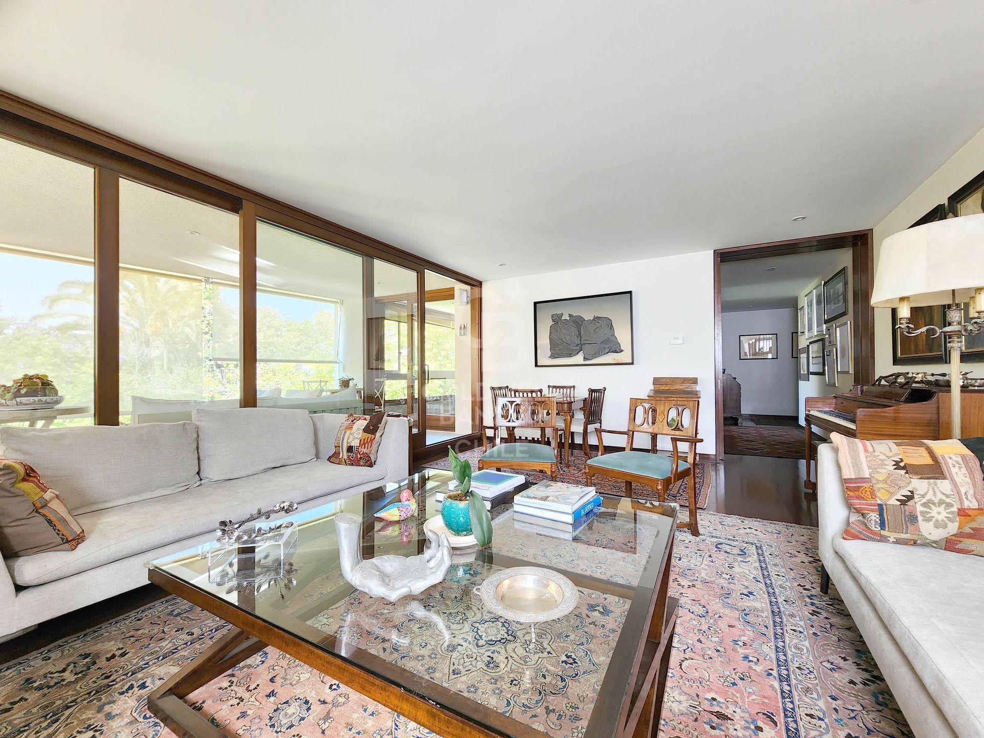 Vitacura, Chile, 3 Bedrooms Bedrooms, ,4 BathroomsBathrooms,Residential,For Sale,1867127
