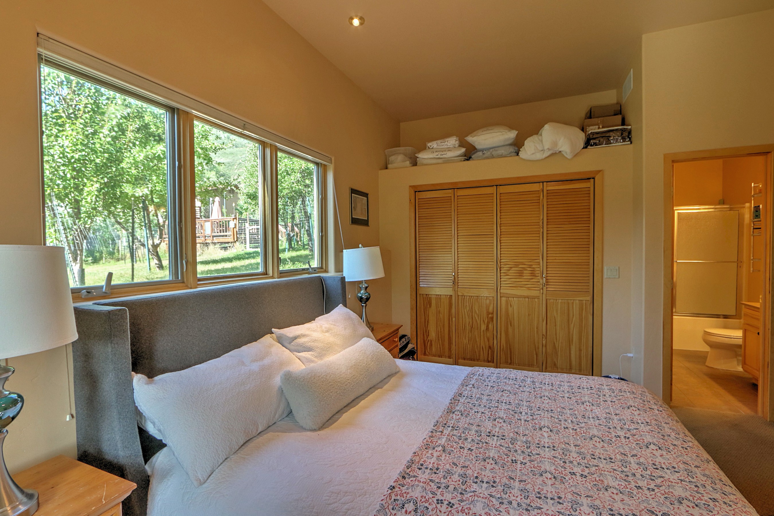  Red Mountain Living at Your Own Compound - 物件實景