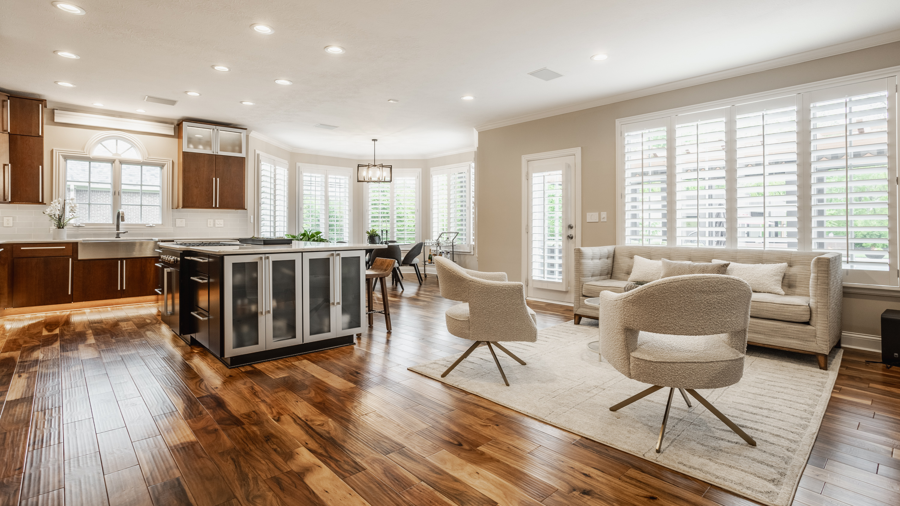  Exceptional West Carmel Home with Resort-Caliber Backyard - 物件實景