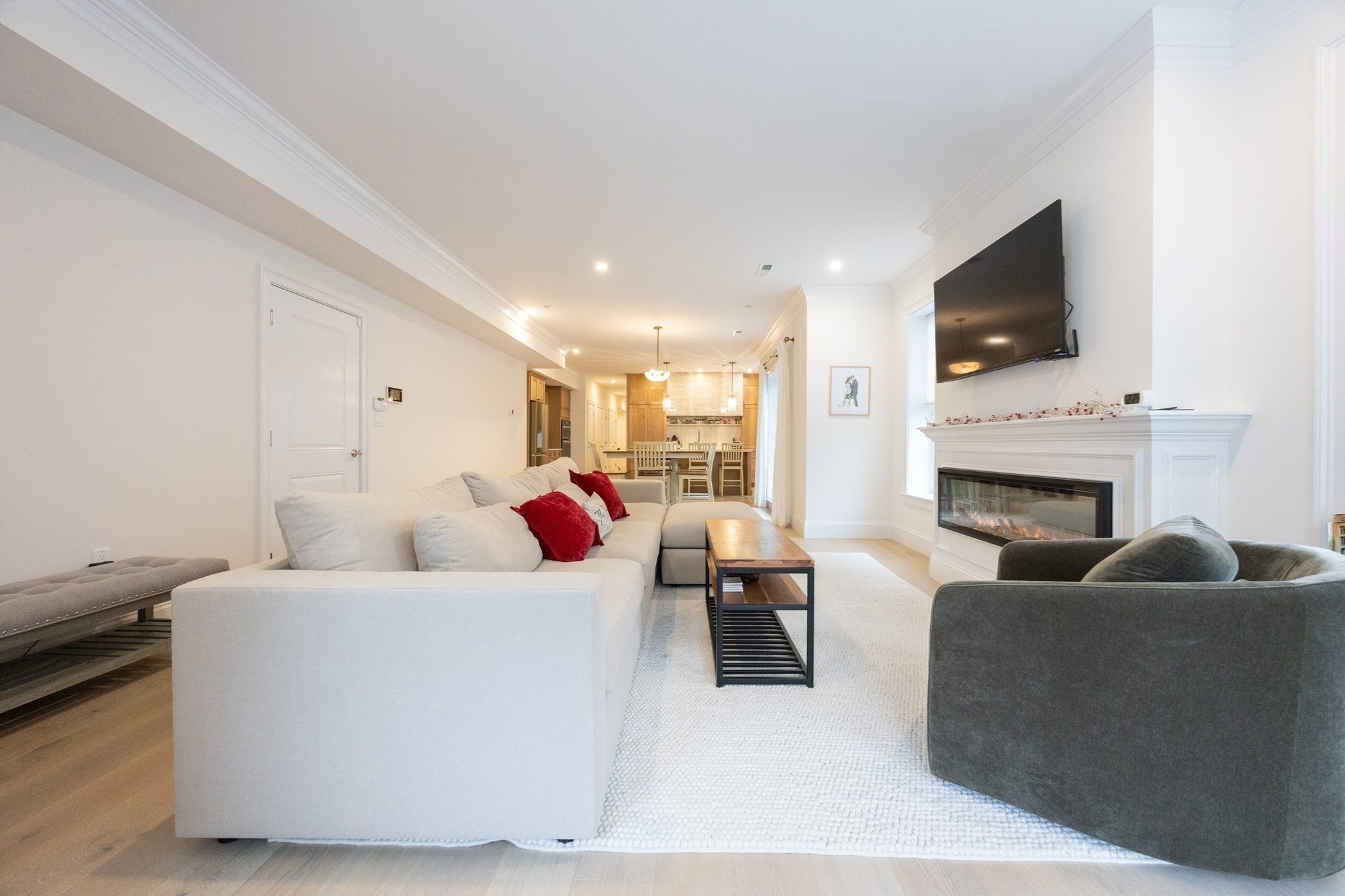 Boston, Massachusetts, 02134, United States, 3 Bedrooms Bedrooms, ,2 BathroomsBathrooms,Residential,For Sale,2034966