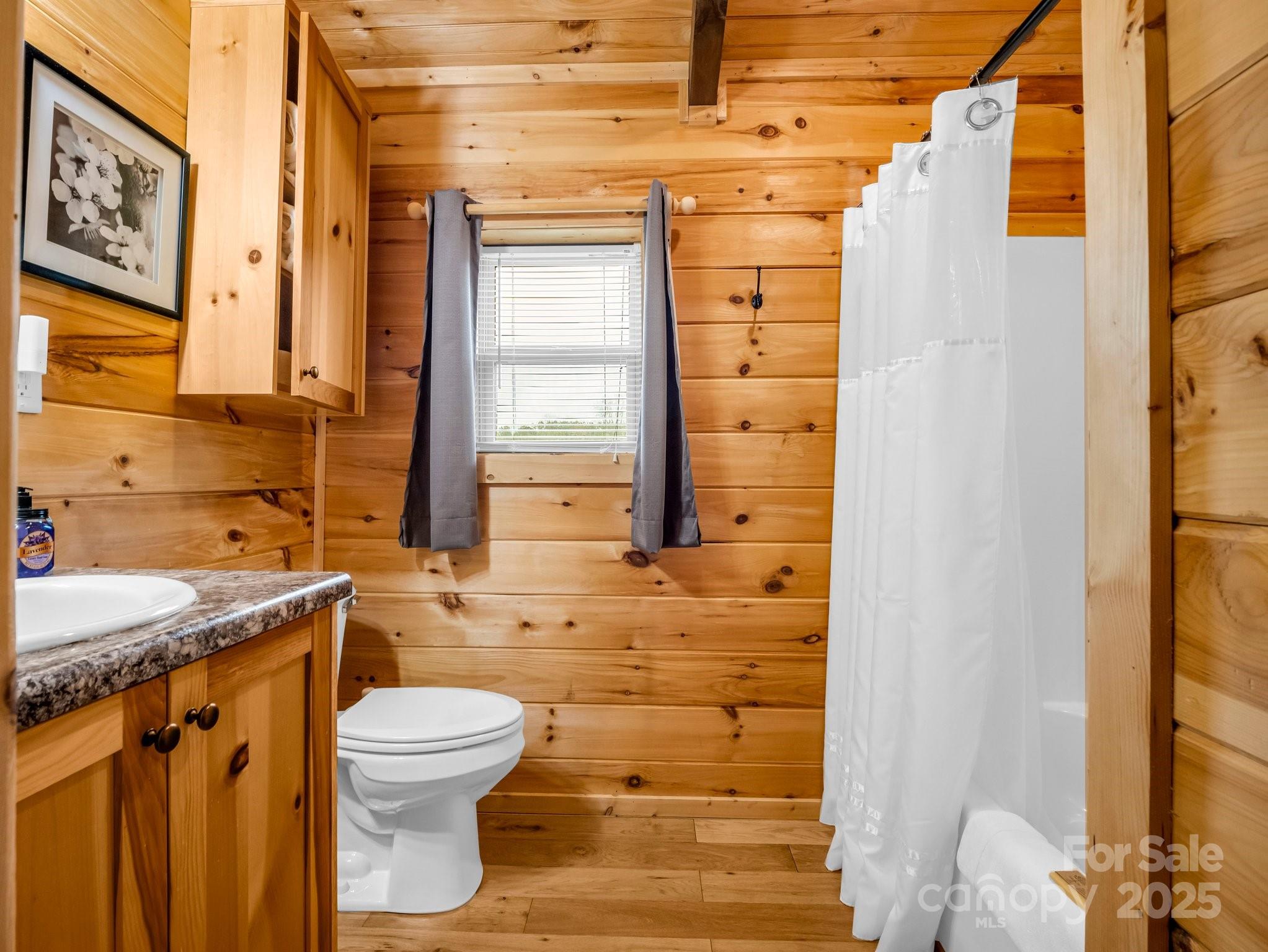 Tryon, North Carolina, 28782, United States, 3 Bedrooms Bedrooms, ,3 BathroomsBathrooms,Residential,For Sale,1914203