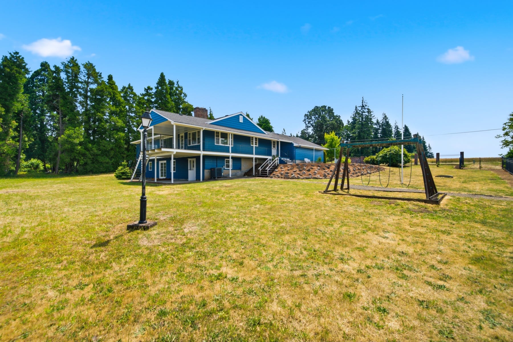 13937 NW SPRINGVILLE RD Portland, OR 97229 - 物件實景