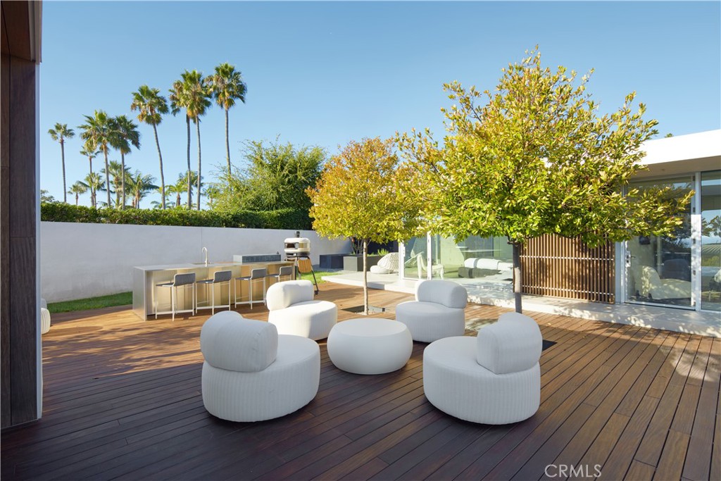 Laguna Beach, California, 92651, United States, 4 Bedrooms Bedrooms, ,6 BathroomsBathrooms,Residential,For Sale,1988252