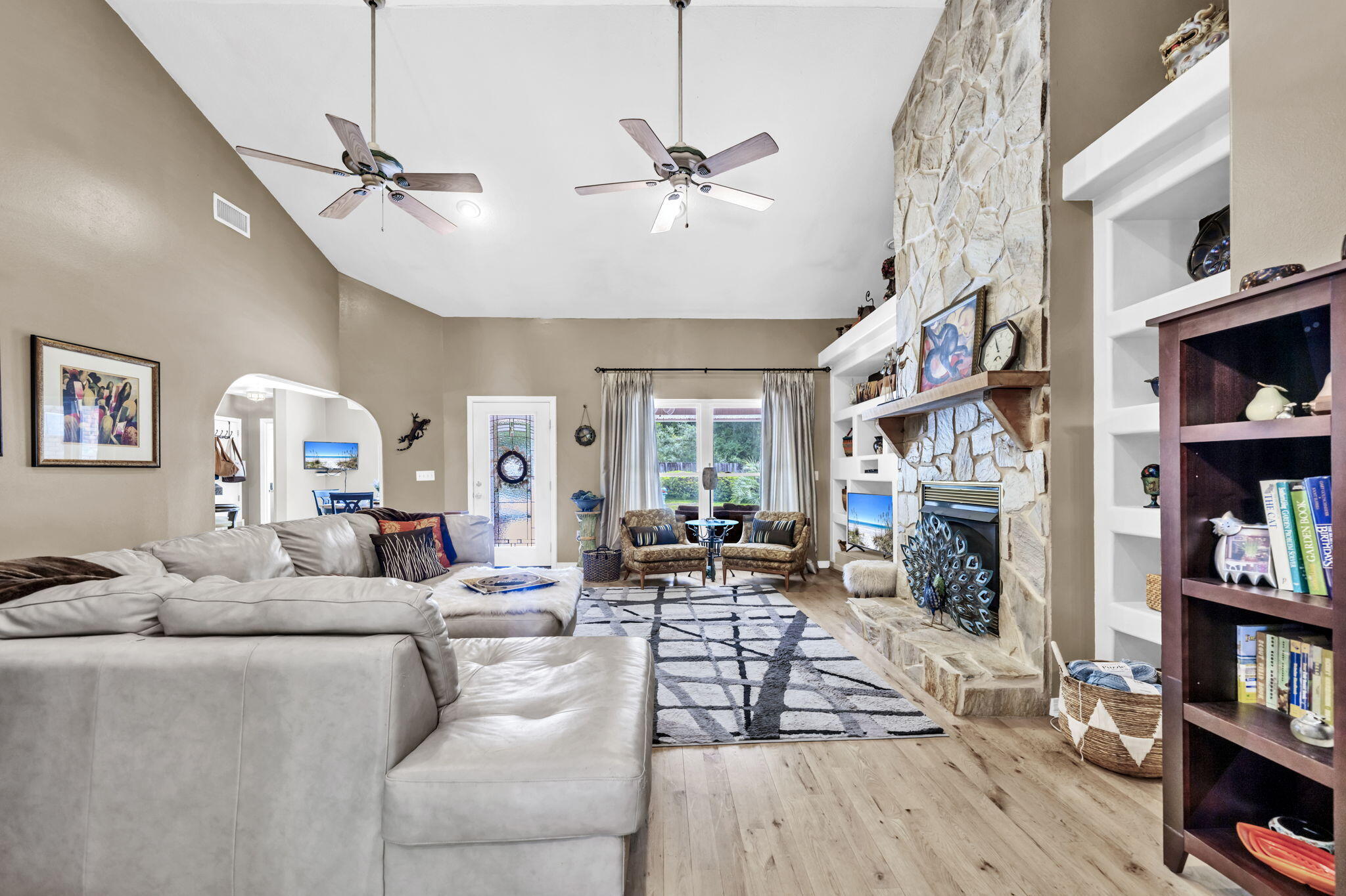 Crestview, Florida, 32539, United States, 4 Bedrooms Bedrooms, ,2 BathroomsBathrooms,Residential,For Sale,1918564