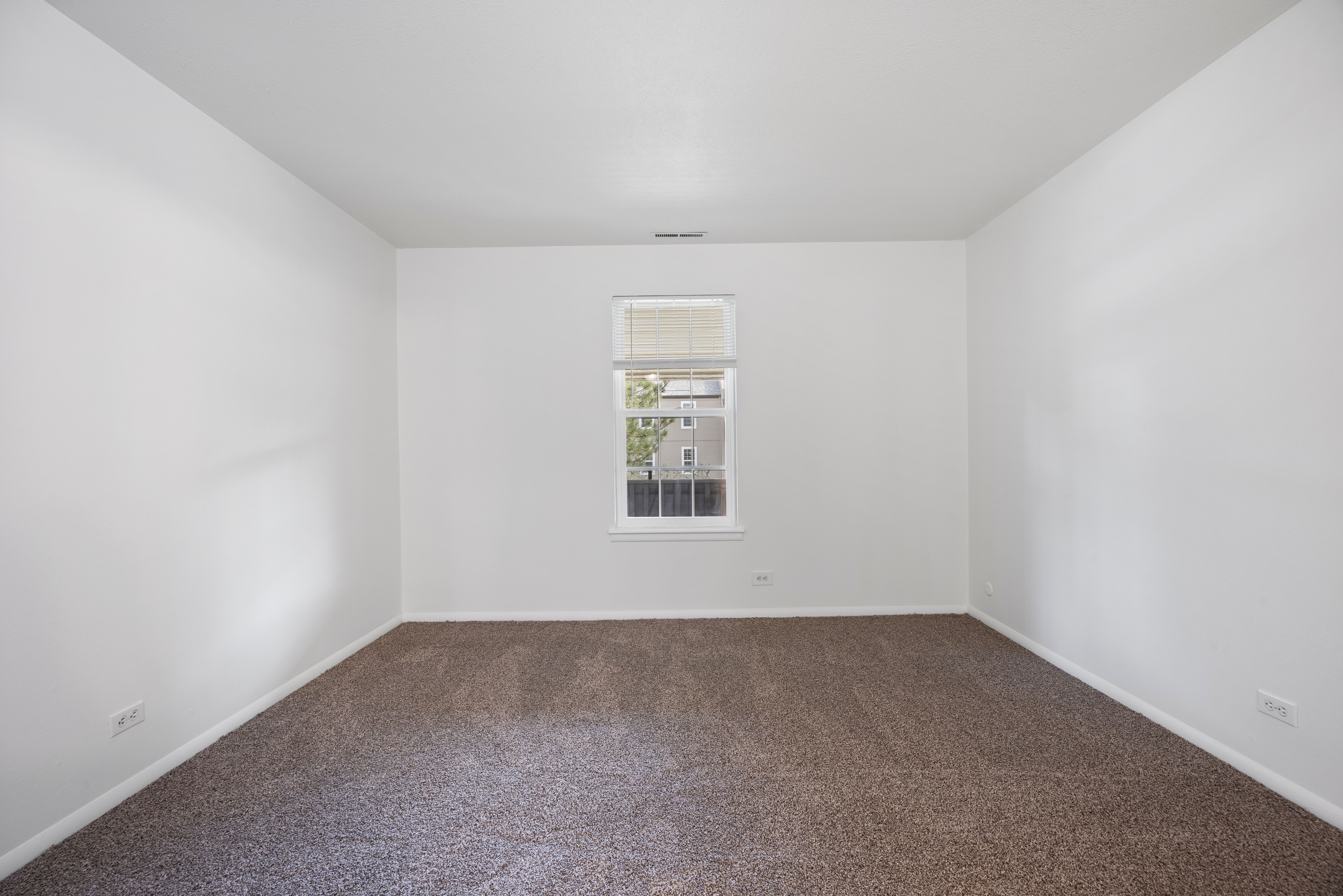  Bright, Open, Beautiful Condo - 物件實景