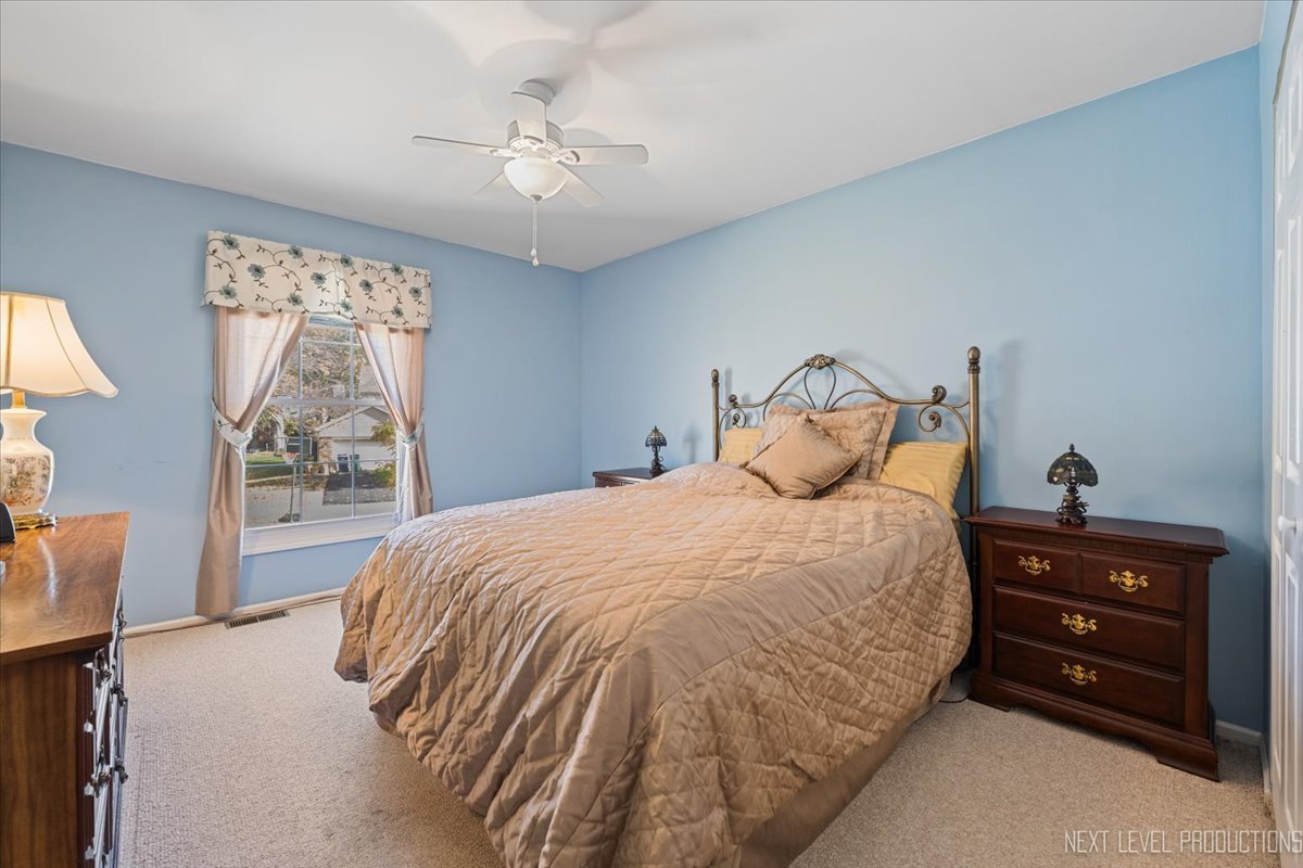 Naperville, Illinois, 60565, United States, 4 Bedrooms Bedrooms, ,4 BathroomsBathrooms,Residential,For Sale,1987037