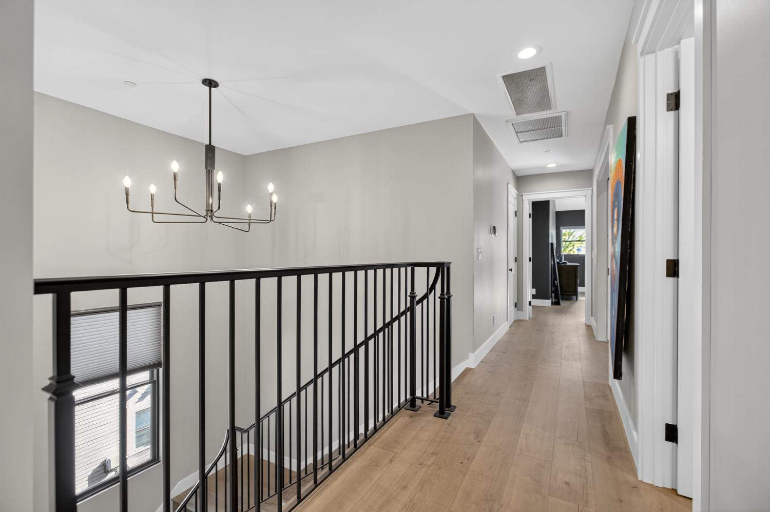 Sacramento, California, 95816, United States, 3 Bedrooms Bedrooms, ,5 BathroomsBathrooms,Residential,For Sale,1978117