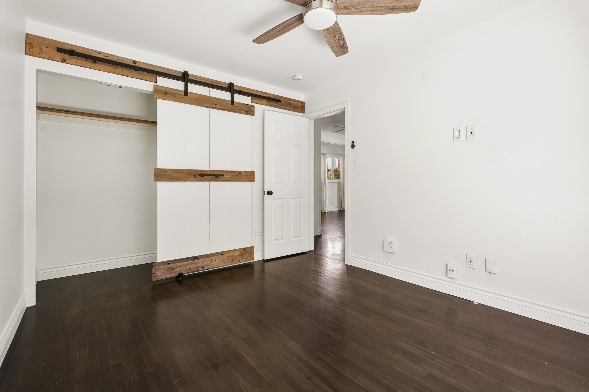  889 West 25th Street, Los Angeles, CA 90731 - 物件實景