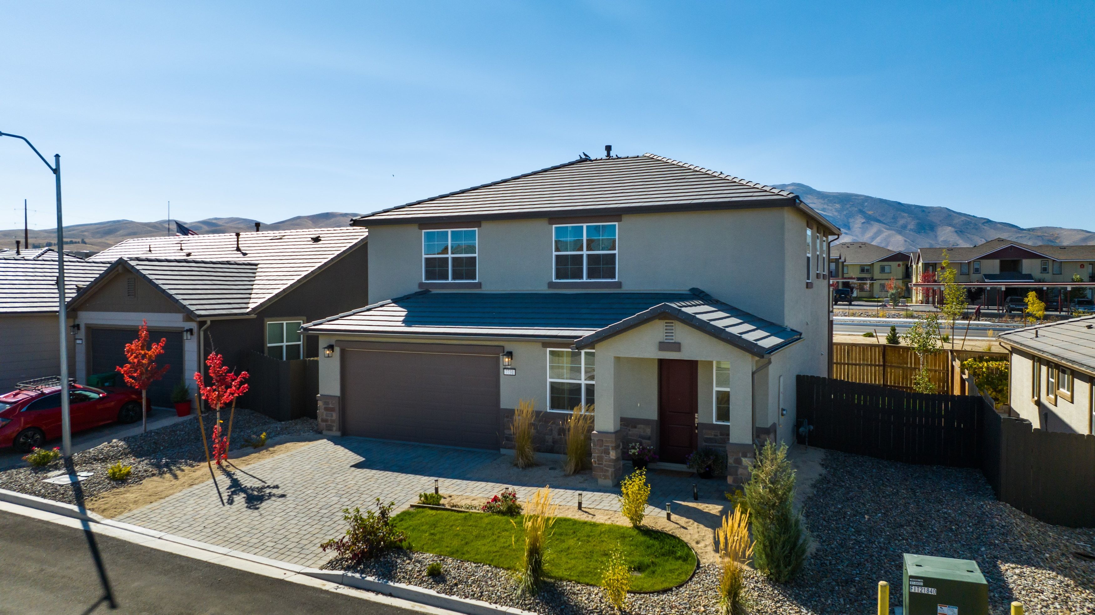  Upgraded Two Story with Unfiltered Peavine Views - 物件實景