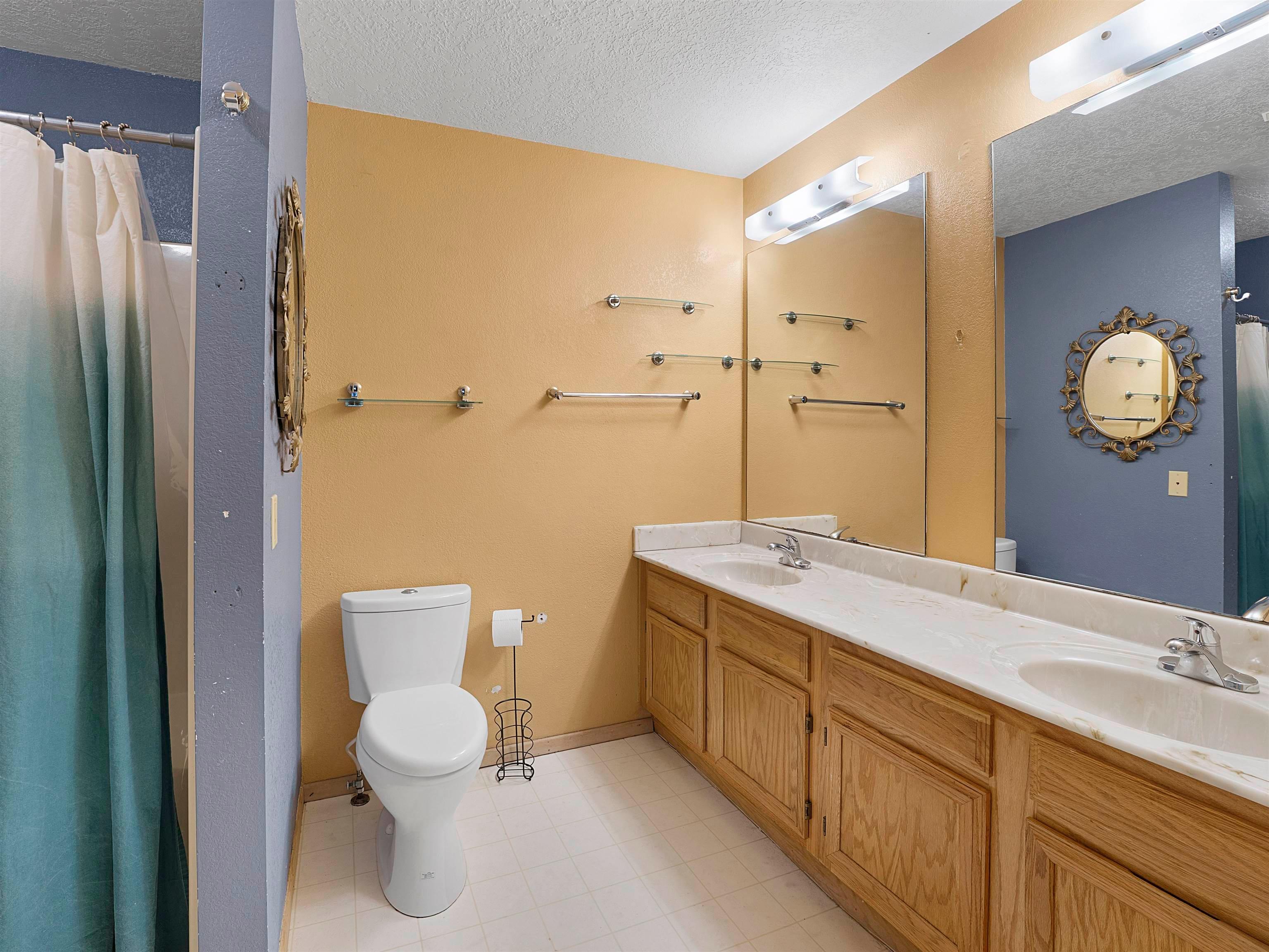 Angel Fire, New Mexico, 87710, United States, 4 Bedrooms Bedrooms, ,5 BathroomsBathrooms,Residential,For Sale,1917496