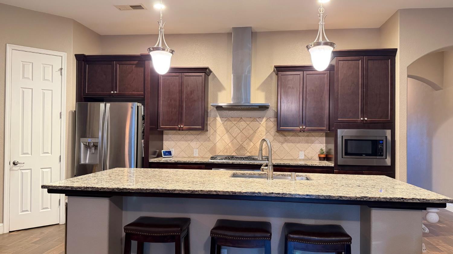 Fresno, California, 93723, United States, 4 Bedrooms Bedrooms, ,3 BathroomsBathrooms,Residential,For Sale,2010730