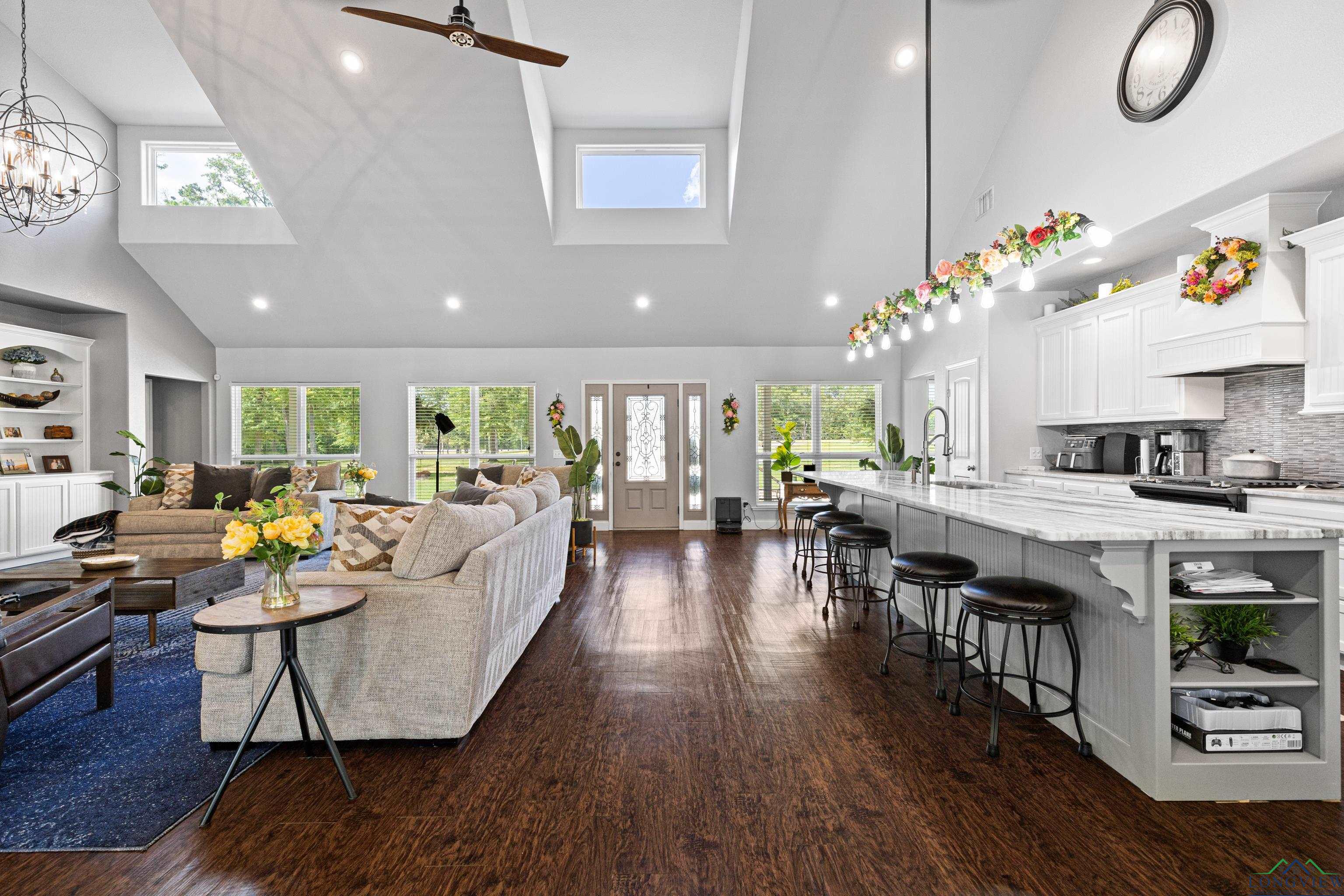 Winona, Texas, 75792, United States, 3 Bedrooms Bedrooms, ,2 BathroomsBathrooms,Residential,For Sale,1866525