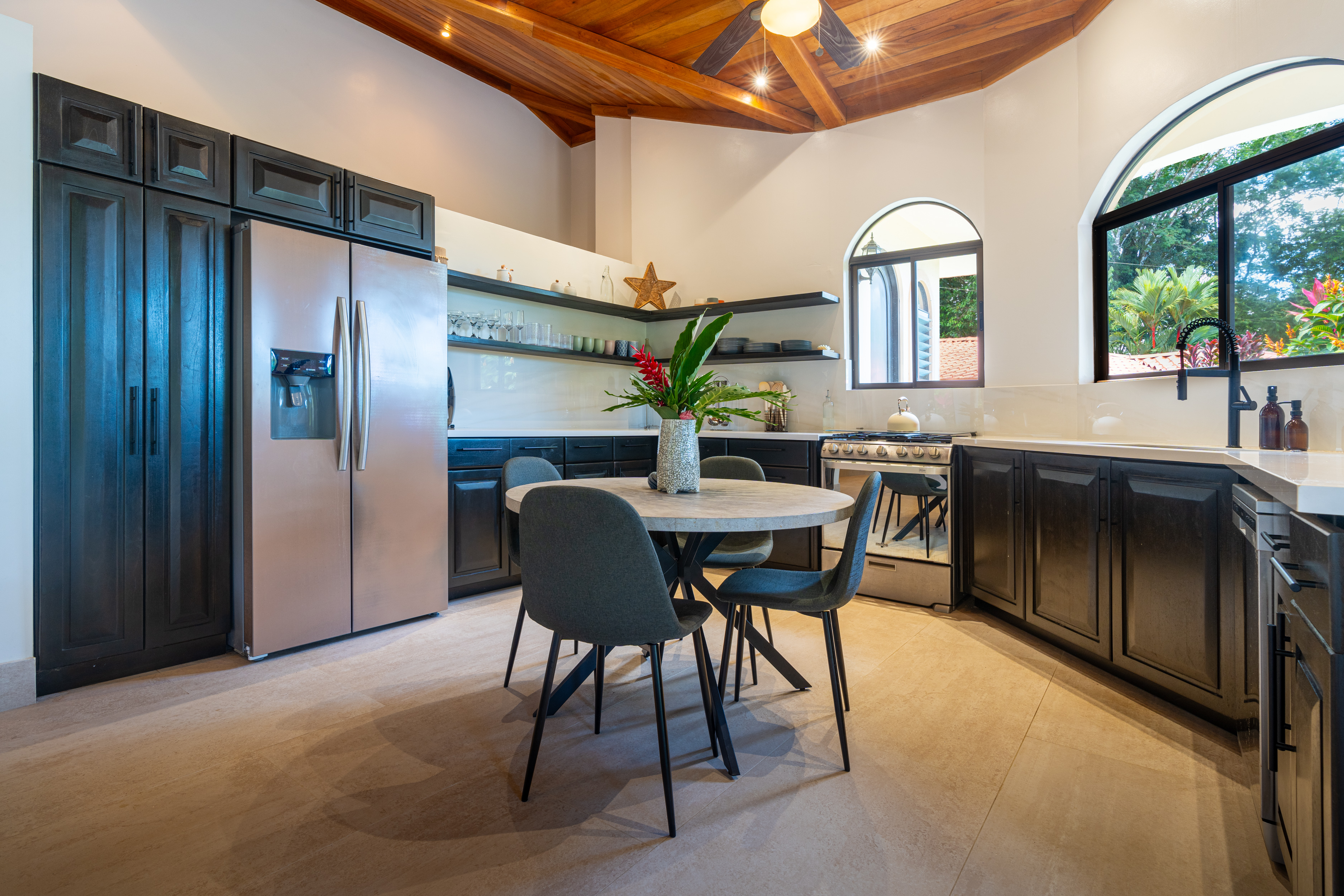 Ojochal, Puntarenas, 60504, CR, 3 Bedrooms Bedrooms, ,2 BathroomsBathrooms,Residential,For Sale,2003278