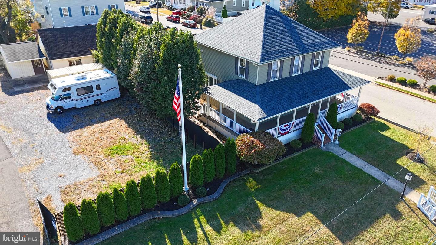 MAPLE SHADE, New Jersey, 08052, United States, 3 Bedrooms Bedrooms, ,3 BathroomsBathrooms,Residential,For Sale,1985694