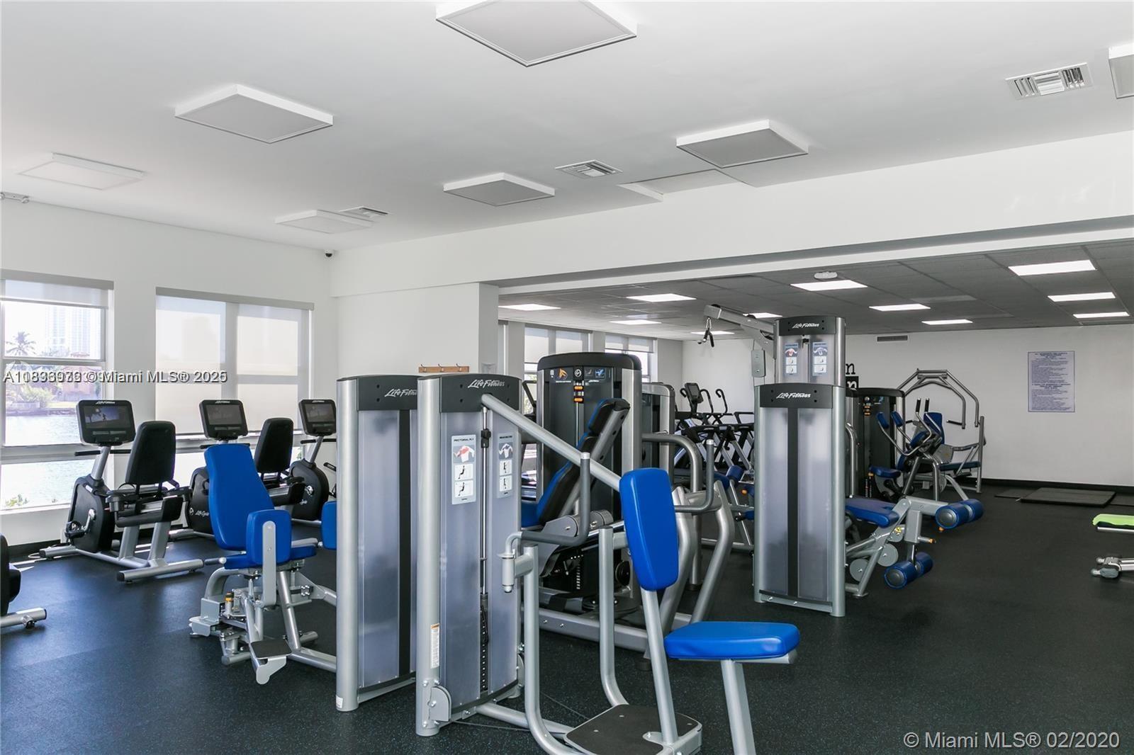 Aventura, Florida, 33180, United States, 2 Bedrooms Bedrooms, ,2 BathroomsBathrooms,Residential,For Sale,1895458