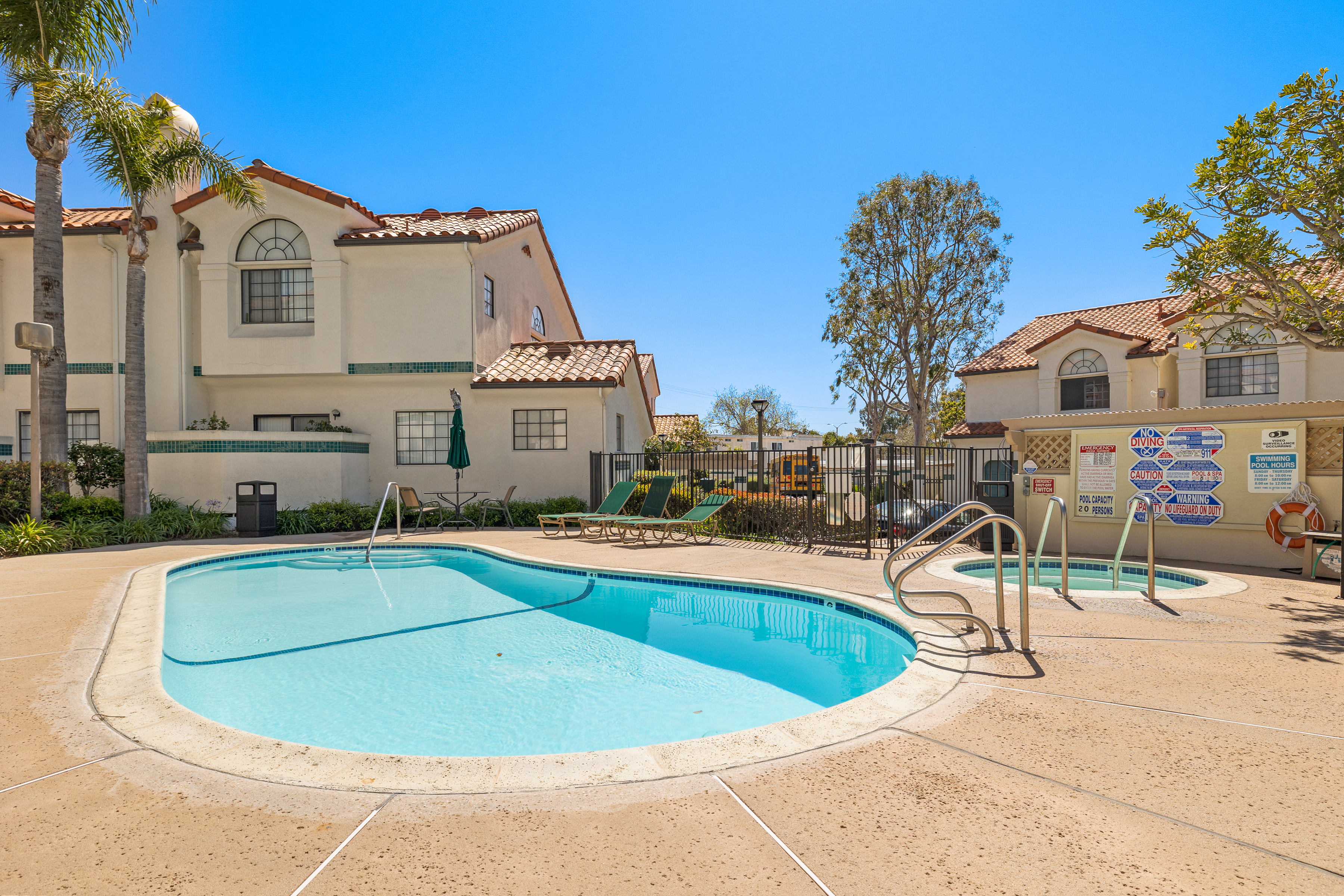  165 Courtyard Drive, Port Hueneme, CA 93041 - 物件實景