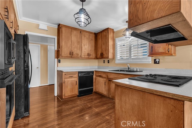 Lynwood, California, 90262, United States, 5 Bedrooms Bedrooms, ,2 BathroomsBathrooms,Residential,For Sale,1914118